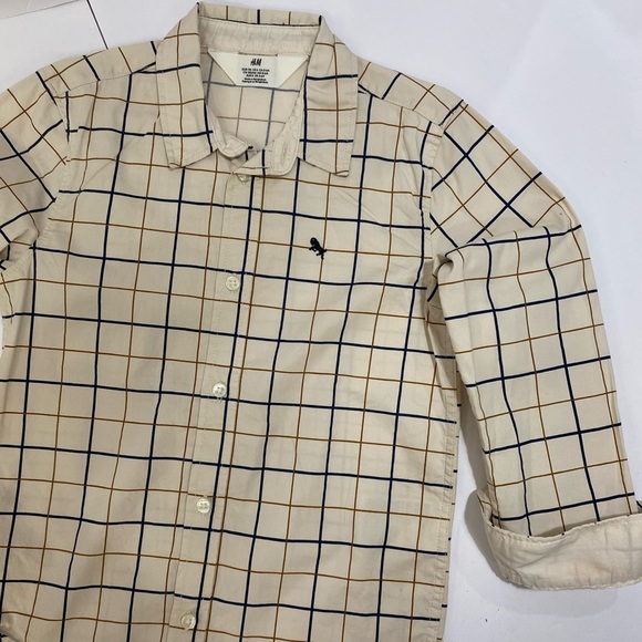 LIKE NEW H&M KIDS BUTTON DOWN SHIRT - Picture 2 of 8